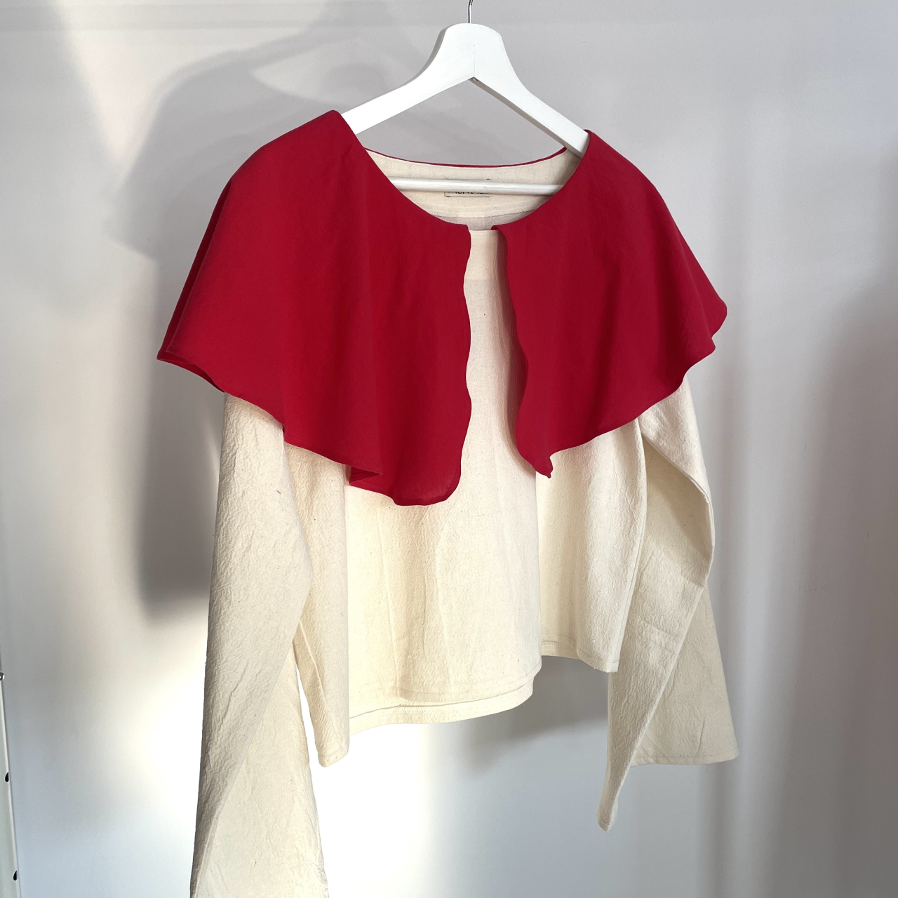 Bluza bumbac natur cu guler rosu pasiune [2]