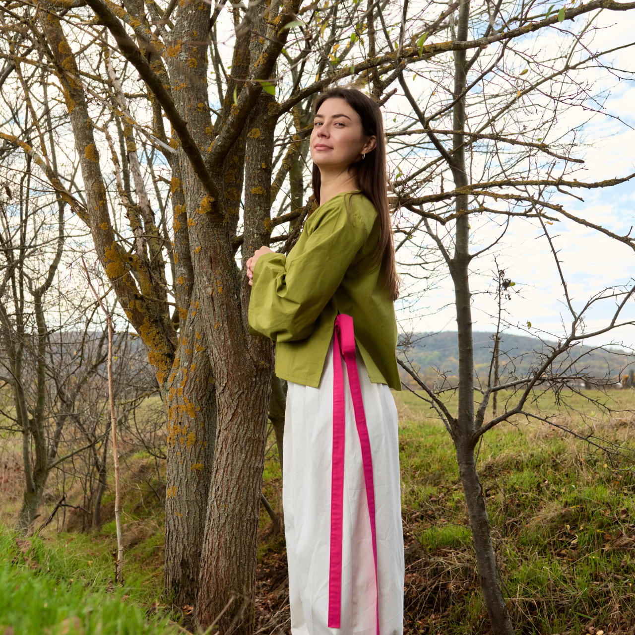 Bluza bumbac Olive cu snur roz [2]