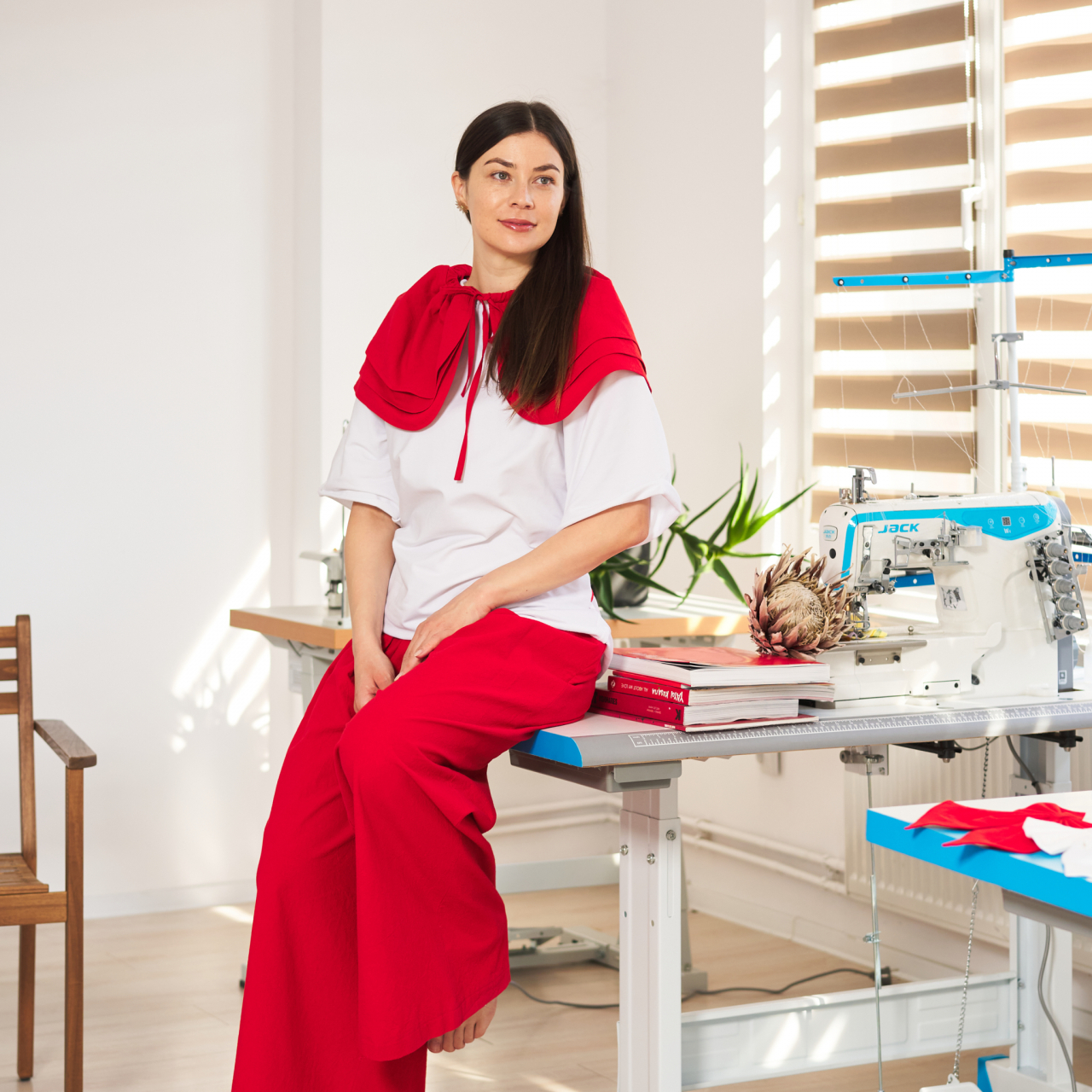 Guler detașabil elegant cu prindere reglabilă – accesoriu versatil pentru orice ținută [4]