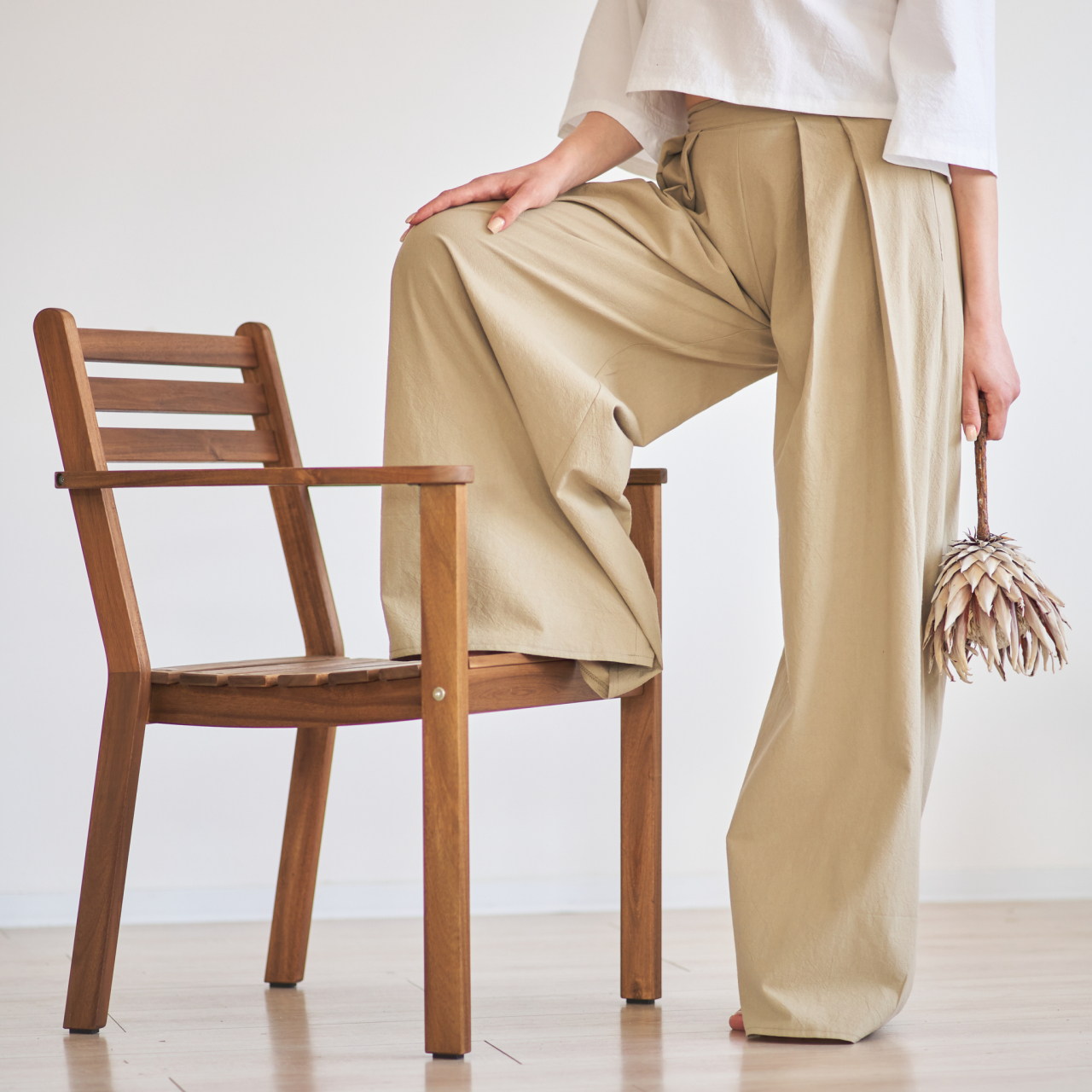 Pantaloni damă largi din bumbac natural cu fermoar ascuns – Confort și eleganță [6]