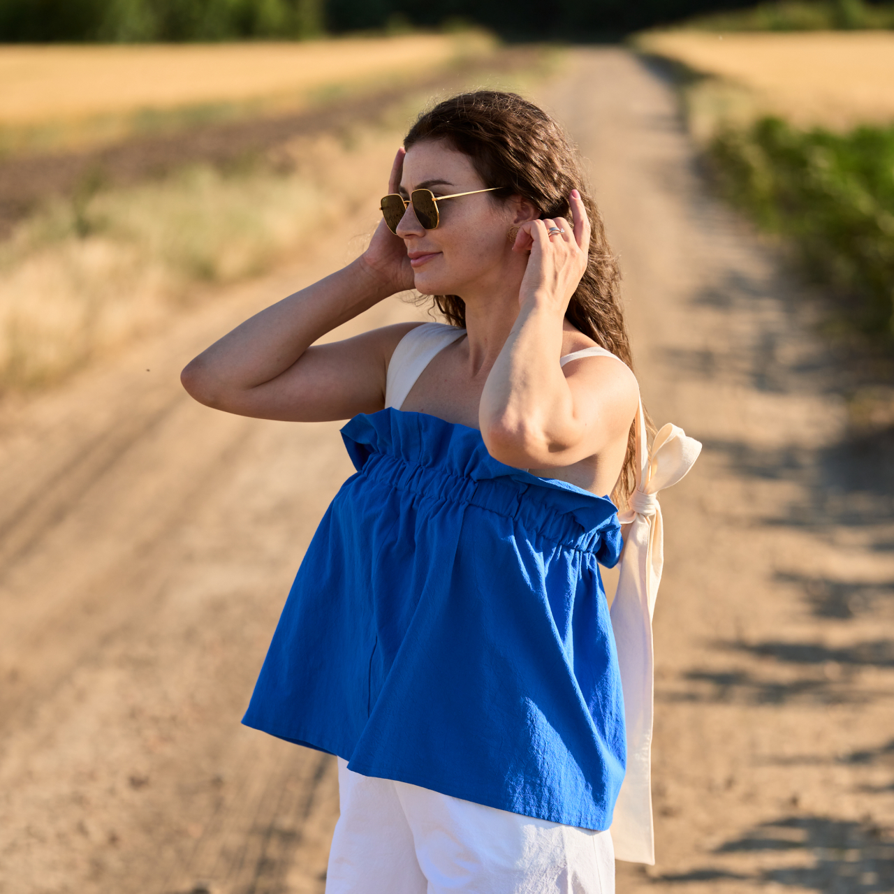 Top dama albastru, cu bretele lungi fundita in nuanta natur si bust elastic [3]