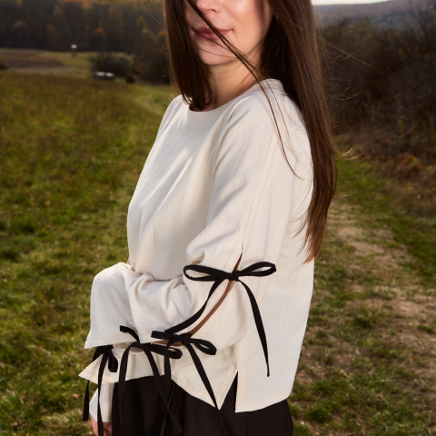 Bluza din bumbac natur cu fundite laterale pe maneci [1]