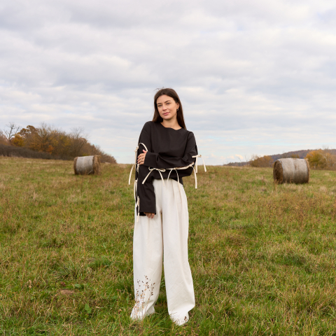 Bluza din bumbac natur cu fundite laterale pe maneci [1]