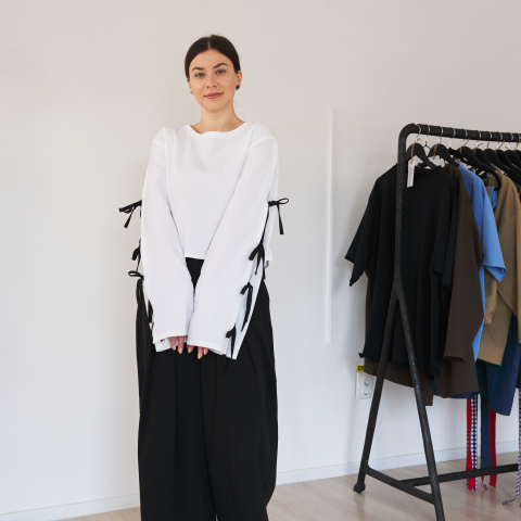 Bluză din bumbac cu mâneci lungi și fundițe laterale – Casual & Elegant [3]