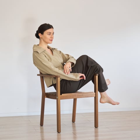 Bluza bej din bumbac natural – design minimalist cu buzunare [3]