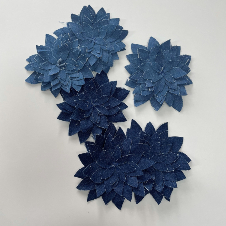 Broșe Handmade din Resturi de Materiale – Design Eco-Friendly și Unicat [1]