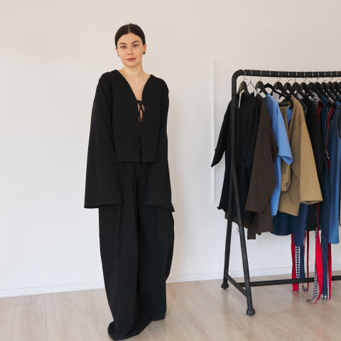 Outfit complet - Set din bumbac – Pantaloni largi cu talie elastică și buzunare + Bluză cu șnur reglabil și mâneci alungite