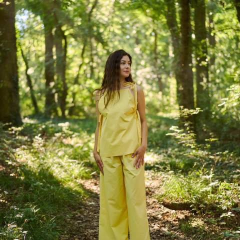 Outfit complet - Set top cu snururi si pantaloni lungi lejeri