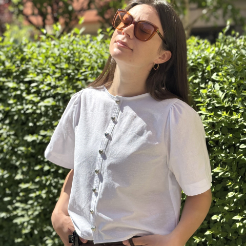 Topuri delicate - Top panza cu nasturi metalici