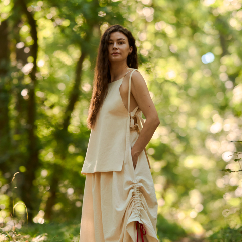 Topuri delicate - Top versatil cu snururi reglabile natur