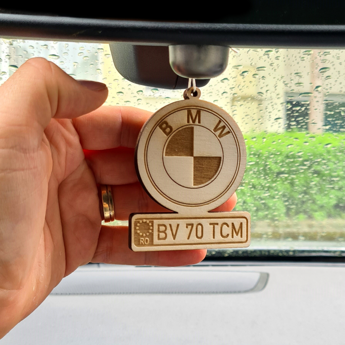 Odorizant Lemn Gravat cu Numarul si Marca Auto [8]