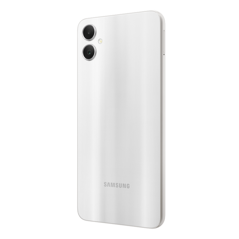 Telefon Samsung Galaxy A05 4/128Gb Silver Diagonala ecranului: 6,7 ", Rezolutia ecranului: 1600 x 720, Max. Rezoluția camerei: 50 MP, Cameră frontală: 8 MP, Capacitate acumulator: 5000 mAh, Chipset: Mediatek MT6769V/CZ Helio G85, Platformă software: Android, [6]