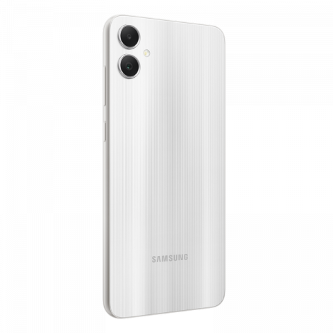 Telefon Samsung Galaxy A05 4/64Gb Silver Diagonala ecranului: 6,7 ", Rezolutia ecranului: 1600 x 720, Max. Rezoluția camerei: 50 MP, Cameră frontală: 8 MP, Capacitate acumulator: 5000 mAh, Chipset: Mediatek MT6769V/CZ Helio G85, Platformă software: Android, [7]