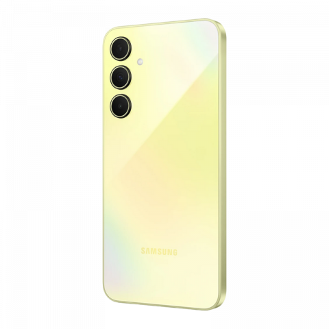 Telefon Samsung Galaxy A35 5G 6/128GB Yellow Diagonala ecranului: 6,6 ", Rezolutia ecranului: 2340x1080, Max. Rezoluția camerei: 50 MP, Cameră frontală: 13 MP, Capacitate acumulator: 5000 mAh, Chipset: Exynos 1380, Platformă software: Android, Grad de protecție: IP67 rezistent la praf/apă, [7]