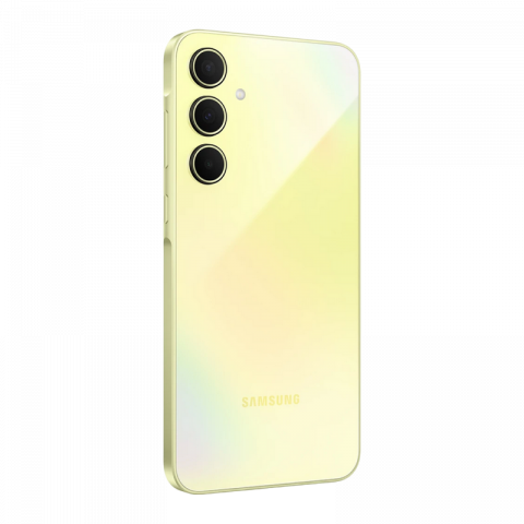 Telefon Samsung Galaxy A35 5G 6/128GB Yellow Diagonala ecranului: 6,6 ", Rezolutia ecranului: 2340x1080, Max. Rezoluția camerei: 50 MP, Cameră frontală: 13 MP, Capacitate acumulator: 5000 mAh, Chipset: Exynos 1380, Platformă software: Android, Grad de protecție: IP67 rezistent la praf/apă, [0]