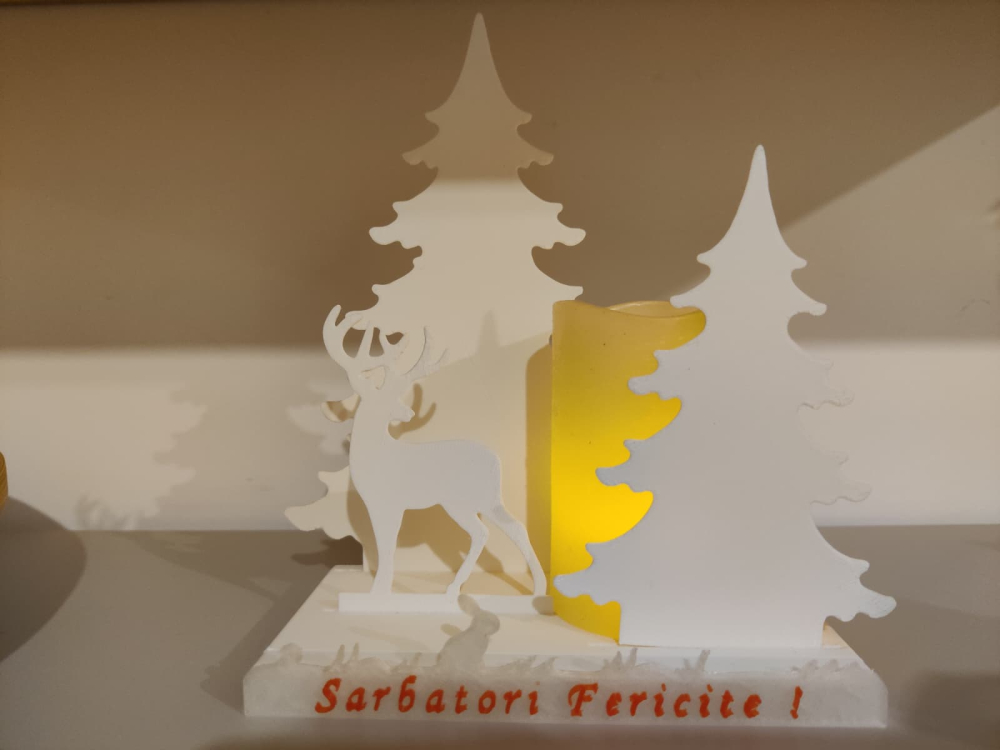  Obiect decorativ cu cerb și brazi [2]