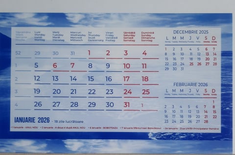 Comunicare si prezentare  - Calendar de birou triptic