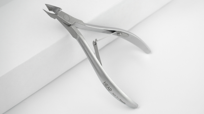 Clește pentru cuticule HEAD NX-7-7, vedere completă pe fundal alb [4]
