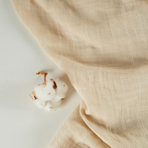 Muselina multifunctionala din bumbac 100% organic, HUG.me, Creamy Vanilla, x1 bucata, 120 x 120 cm, certificata GOTS [1]