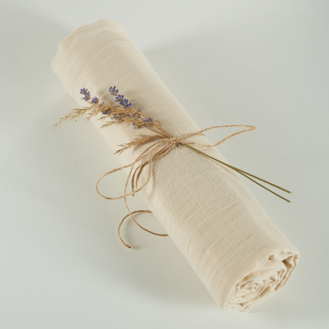 Muselina multifunctionala din bumbac 100% organic, HUG.me, Creamy Vanilla, x1 bucata, 120 x 120 cm, certificata GOTS [3]