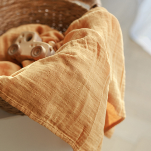Muselina multifunctionala din bumbac 100% organic, HUG.me, Honey Gold, x1 bucata, 120 x 120 cm, certificata GOTS [13]