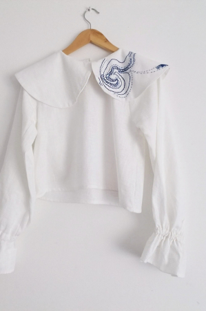 Fall/Winter 2024 - Amaryllis Linen Blouse