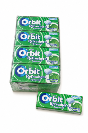 Bacanie - Orbit Refreshers Spearmint – Gumă cu Aromă de Mentă și Mentol, 12 pachete x 17,9 g
