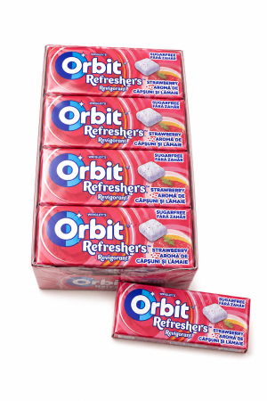 Bacanie - Orbit Refreshers Strawberry & Lemon – Gumă cu Aromă de Căpșuni și Lămâie, 12 pachete x 17,9 g
