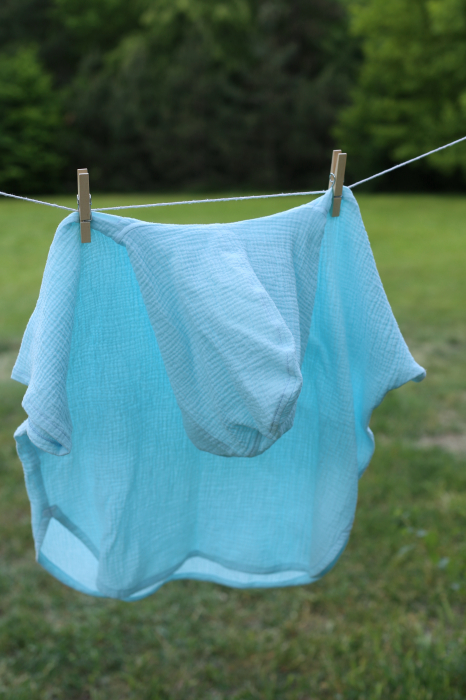 Poncho cu glugã Bleu din muselină [4]