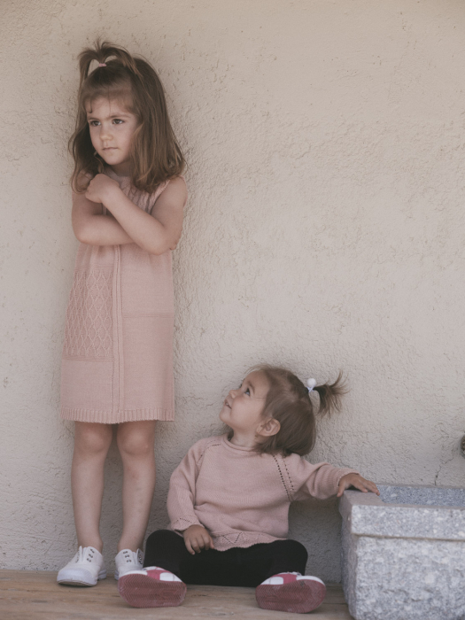 Rochița Ingrid Roz din lână merinos [2]