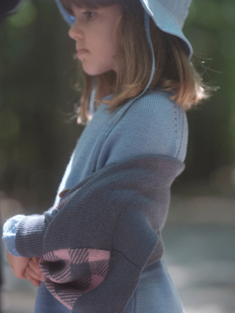 Pulovere și cardigane - Cardigan Jacquard Albastru-Roz din lână merinos