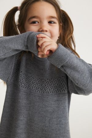 Rochița Briana Gri din lână merinos