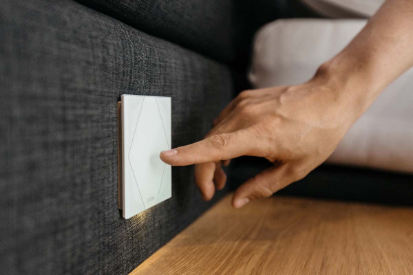 Întrerupător Smart Loxone Touch Pure Air White [10]