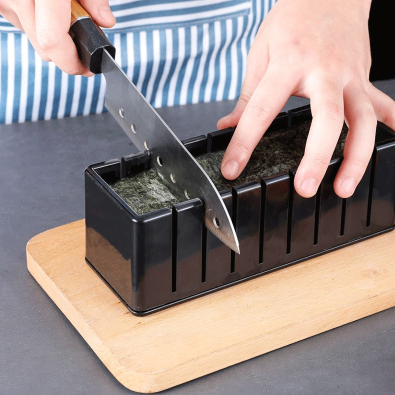 Aparat pentru sushi, set 7 accesorii pentru sushi, ofera 3 forme de design, rotund, triunghi, inimioare, negru [4]