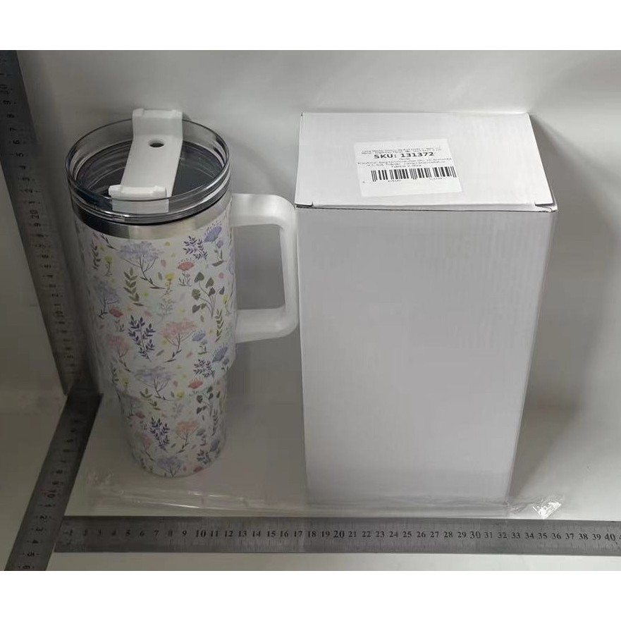 Cana termos din plastic, pentru bauturi calde si reci, cu maner, imprimeu floral,  alb, 10x7.6x27.5 cm [2]