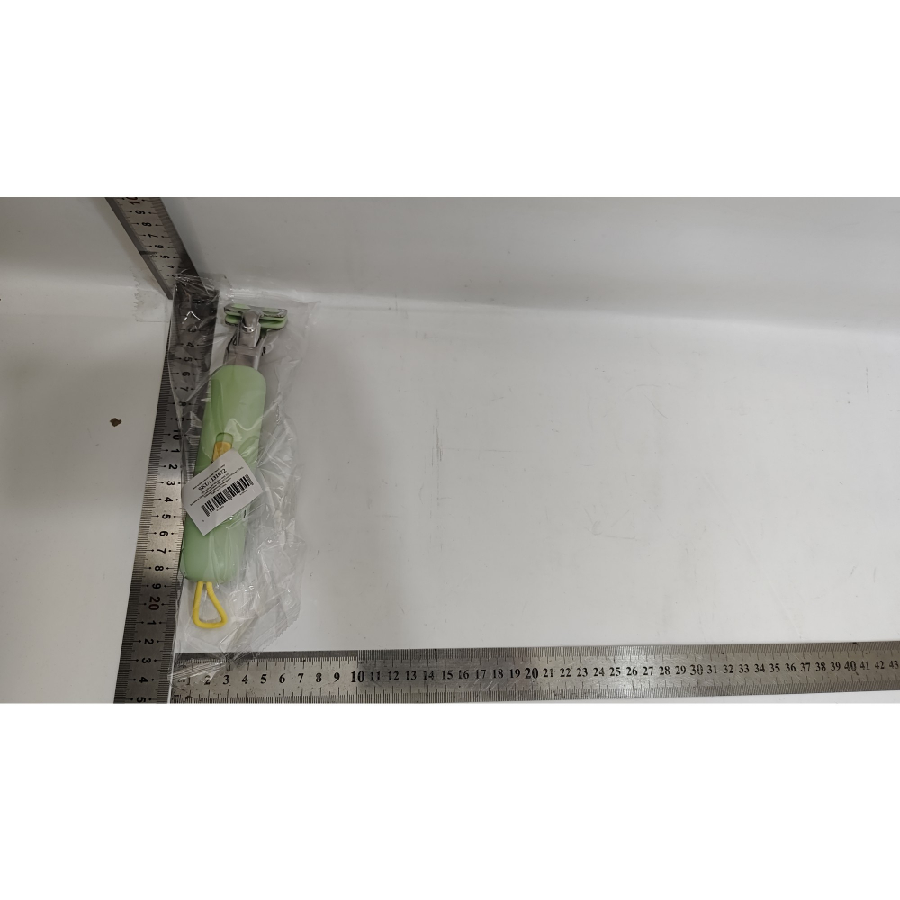Clema pentru boluri, anti-alunecare, din silicon, de uz casnic, rezistent la temperaturi inalte, model animat, maner si cleste inox, 12.5x3.6 cm, verde [3]