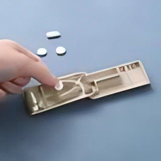 Dispozitiv taiere si depozitare medicamente, bej, plastic, 8 x 4 x 1.8 cm [4]