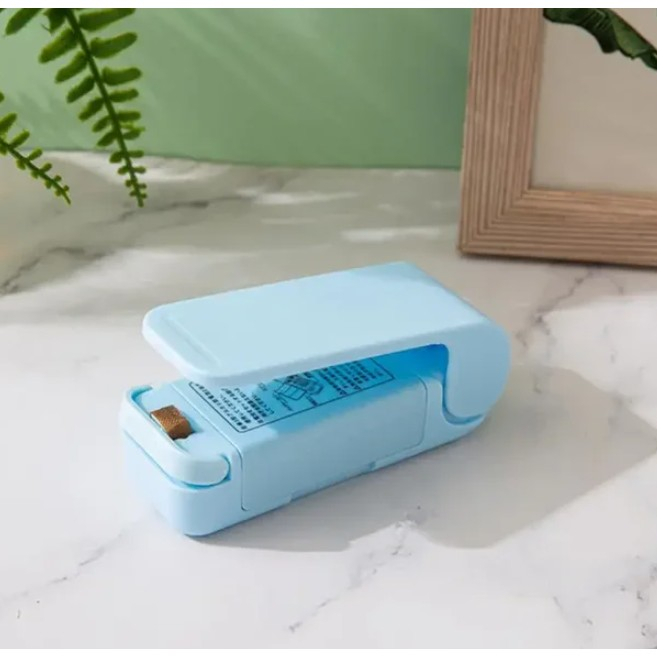 Mini aparat de sigilat pungi cu baterii, etansare prin caldura, spate magnetic, portabil, 9.7x3 cm, albastru [3]