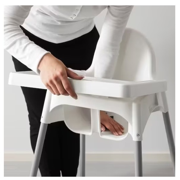 Scaun de masa, pentru bebelusi si copii 6-36 luni, din plastic/metal, centura in 2 puncte, tava detasabila, 63 x 57 x 85 cm, alb [2]