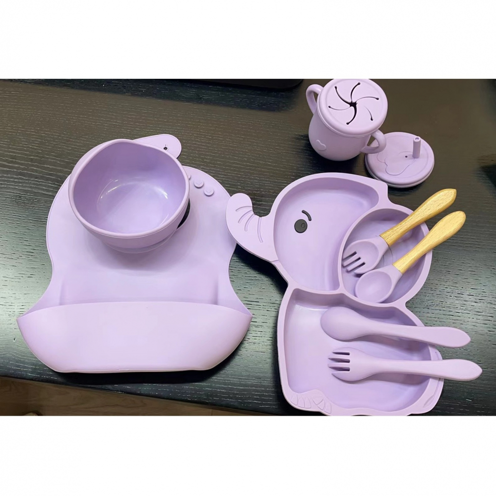 Set 10 piese servire masa.  pentru bebelusi si copii, din silicon/lemn, cu ventuze anti-alunecare, fara alergeni. +6 luni, model elefant, mov [5]