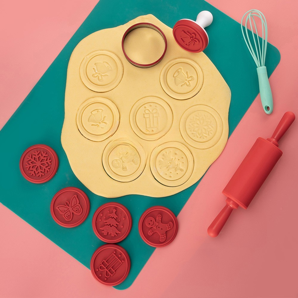 Set 6 stampile pentru prajituri  tematica de craciun, din silicon alimentar non-toxic, taietor aluat inclus, 6 cm,  maner din plastic, compact, usor de depozitat, [3]