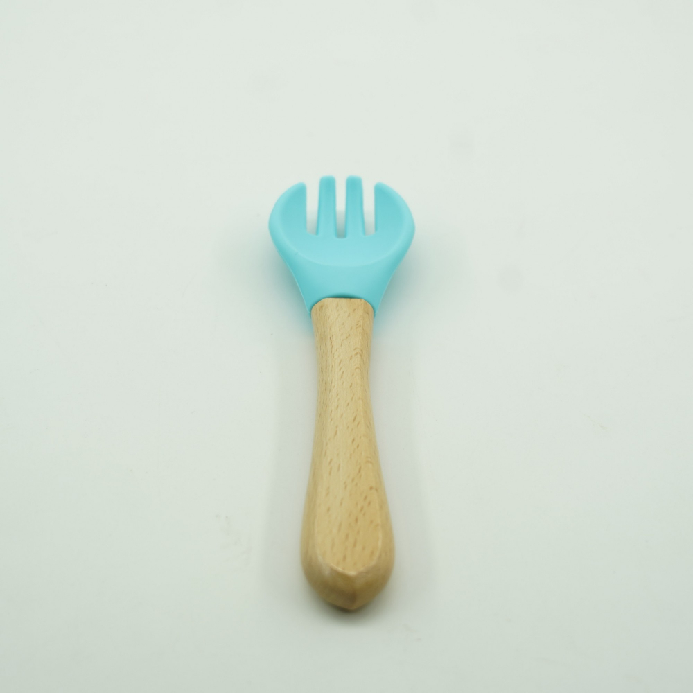 Set 8 piese diversificare bebelusi si copii din silicon  baveta, farfurie compartimentata cu ventuza, bol cu ventuza, tacamuri din lemn si silicon, cana pentru gustari, fara alergeni, albastru [5]