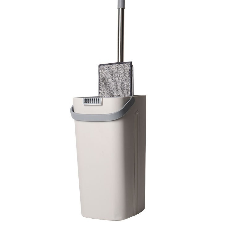 Set de curatenie, mop si galeata, capacitate 5.7 l, 4 rezerve microfibra incluse, plastic, utilizare umeda/uscata, stoarcere fara maini, albastru/alb [6]