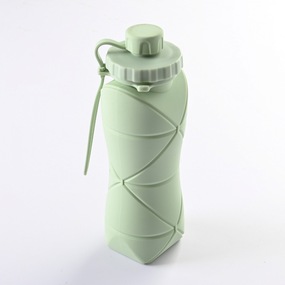 Sticla de apa pliabila  din silicon,reutilizabila, rezistenta la temepreturi ridiate, usor de depozitat si carat, 22 x 7.8 cm, 600 ml, verde [7]