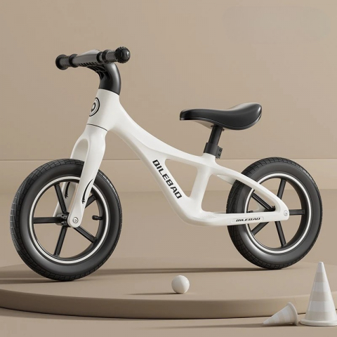 Bicicleta pentru copii, fara pedale, pentru 2-6 ani, 2 roti silentioase, sa reglabila 43 - 58 cm, din plastic si fibra de sticla, 88 x 56 x 43 cm, alb [1]