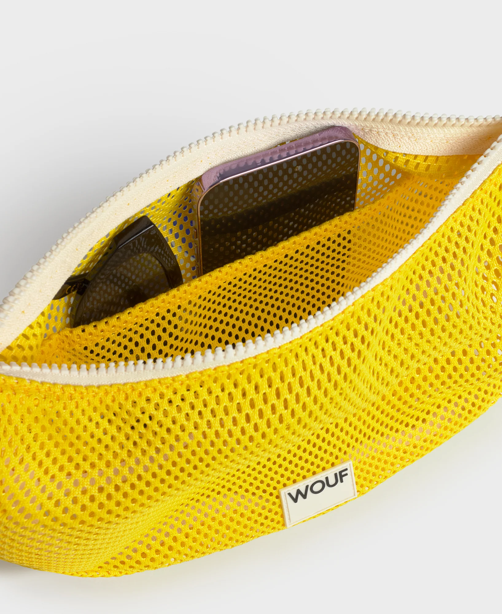 Geantă Crossbody Ray din materiale reciclate – Mesh Collection, minimalistă și versatilă [12]