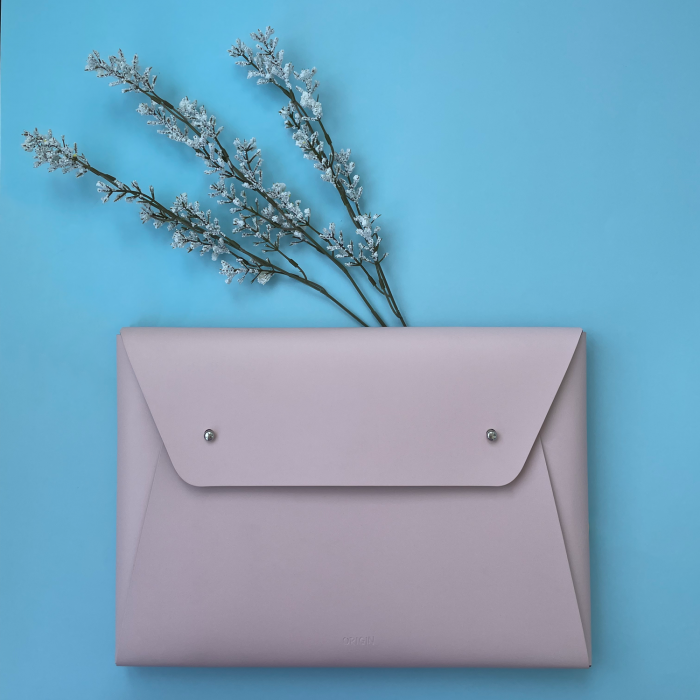 Husa plic MacBook 13'' din piele naturala reciclata, roz pudra [8]