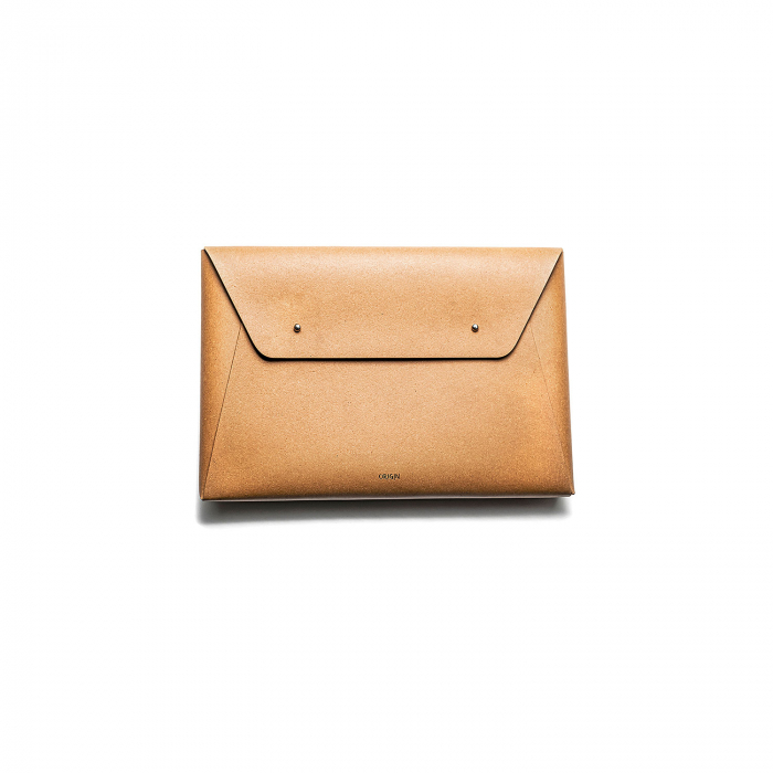 Husa plic Macbook 16'' din piele naturala reciclata, pictata manual [2]