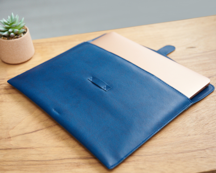 Husa plic Macbook 16'' din PU Biogreen, albastru [3]