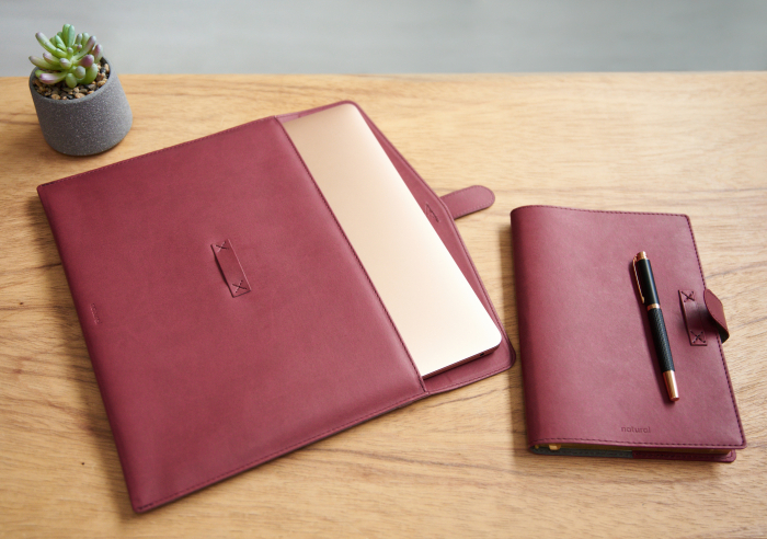 Husa plic Macbook 16'' din PU Biogreen, magenta [9]